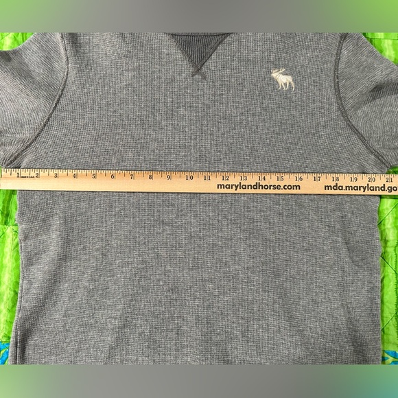 Gray Abercrombie & Fitch Muscle Sweatshirt - Large - Picture 5 of 7
